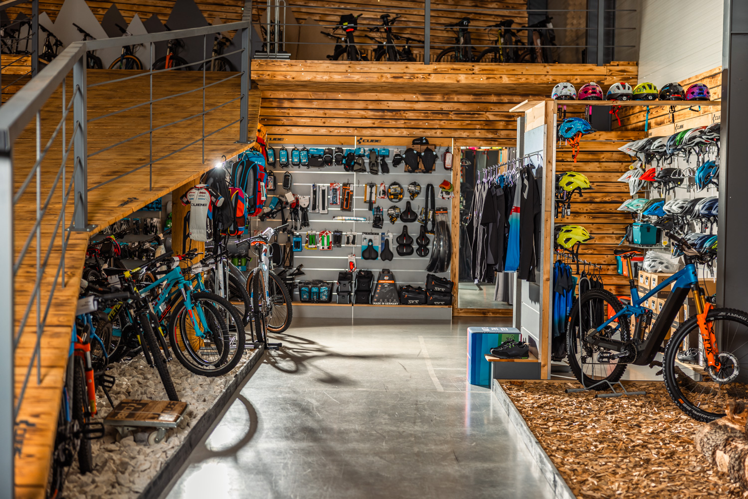 Moderní prodejna CUBE Store Hradec Králové.